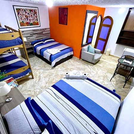 Hostal Ocean Pacifico 푼타네그라 외부 사진