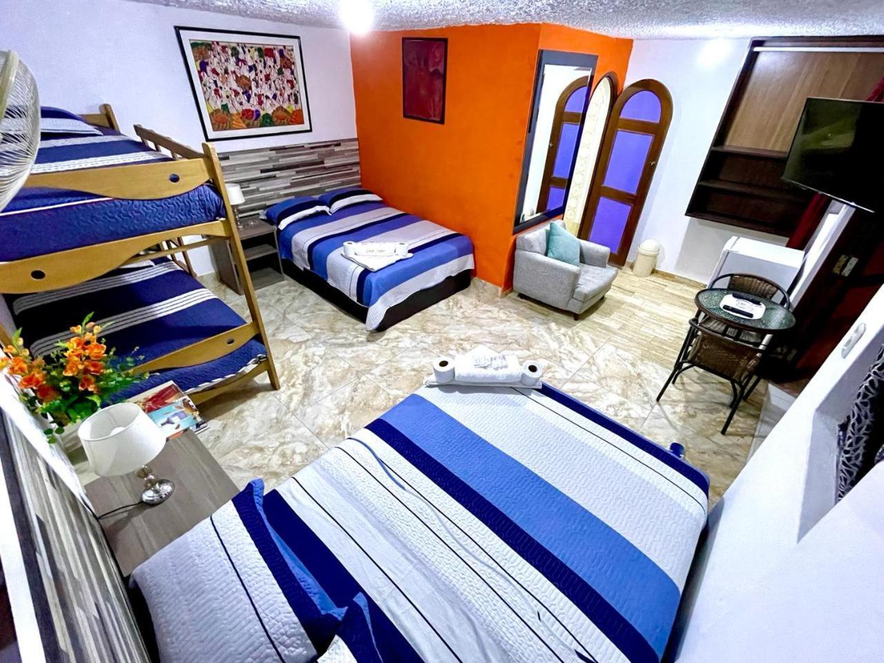 Hostal Ocean Pacifico 푼타네그라 외부 사진