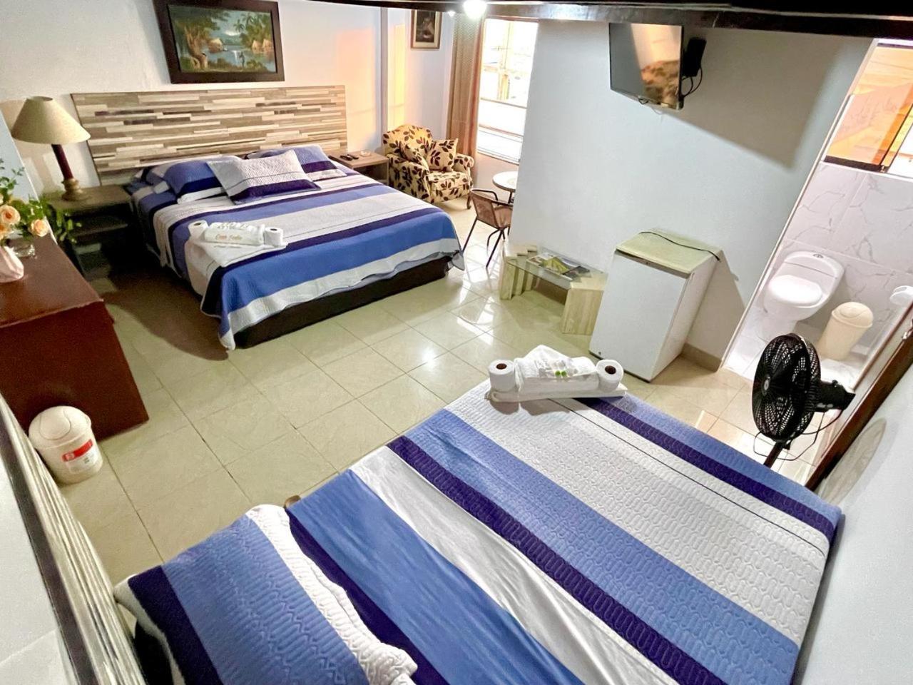 Hostal Ocean Pacifico 푼타네그라 외부 사진