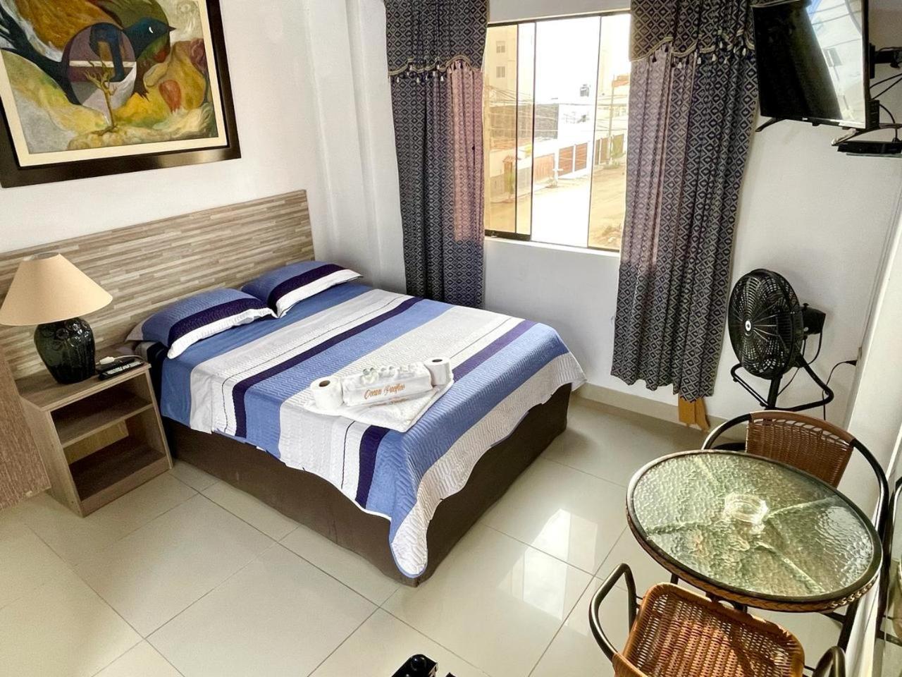 Hostal Ocean Pacifico 푼타네그라 외부 사진