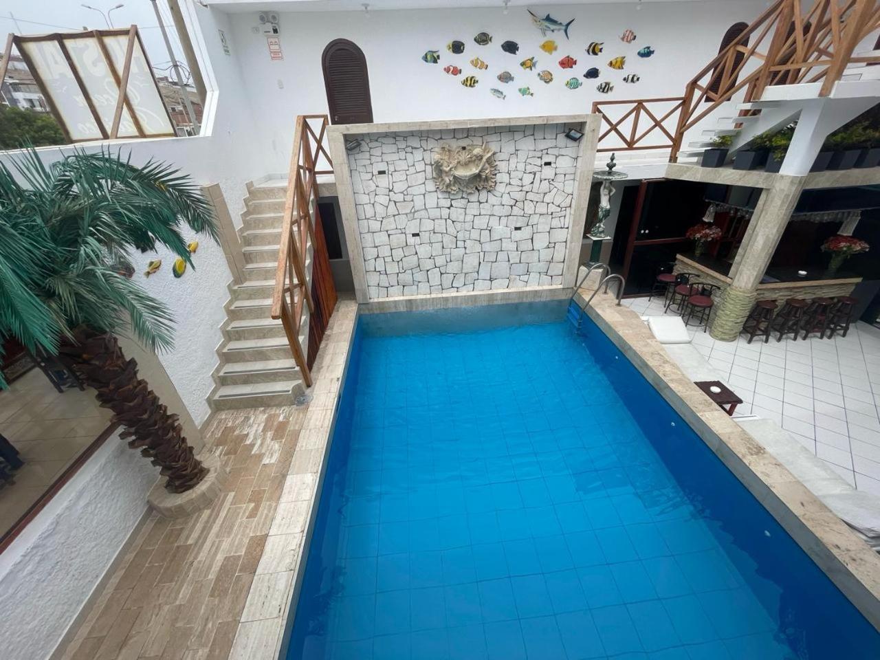 Hostal Ocean Pacifico 푼타네그라 외부 사진